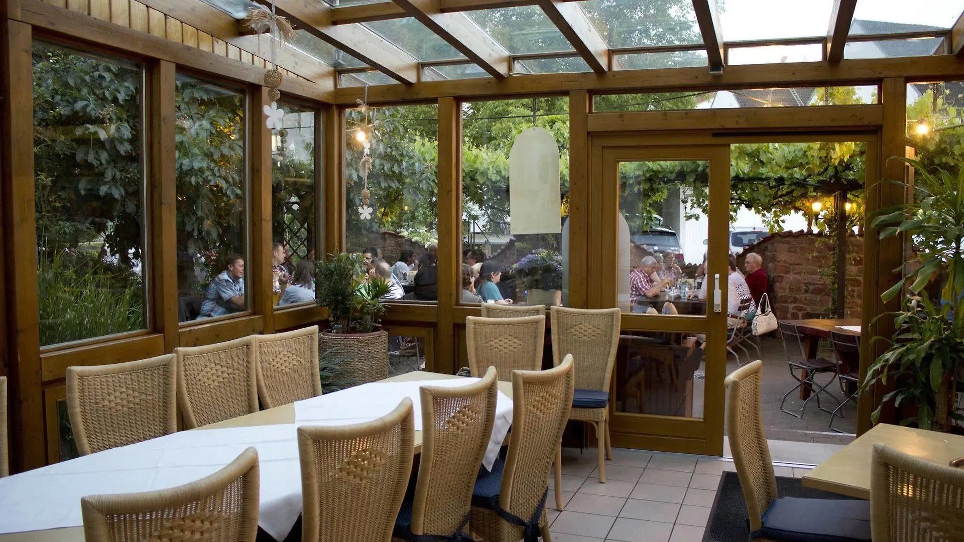 祖尔克朗兰德酒店 Leidersbach 酒店