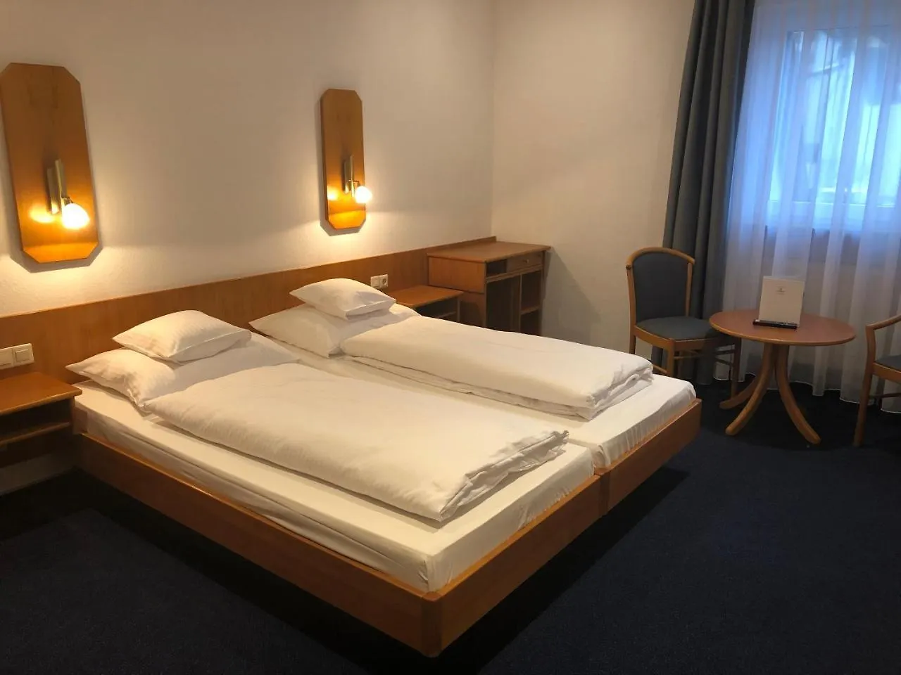 祖尔克朗兰德酒店 Leidersbach 3*,  德国