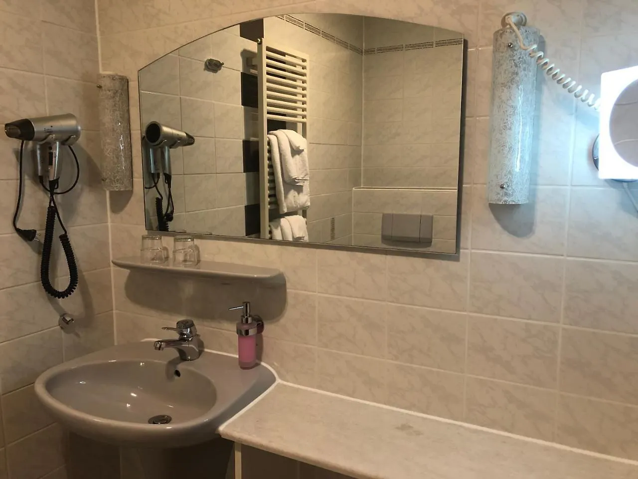 Hotel Gasthof Zur Krone Leidersbach