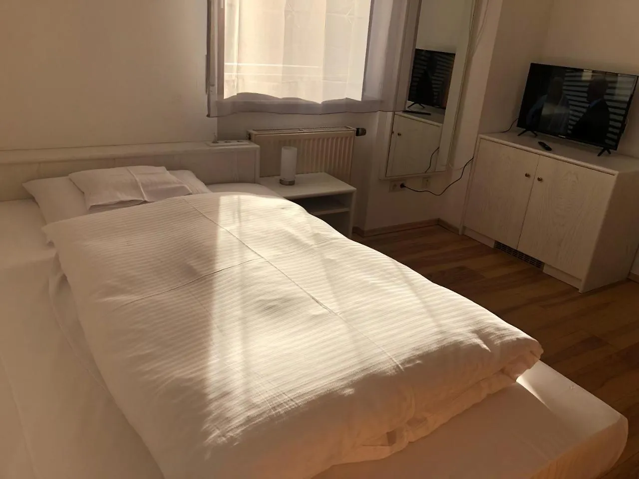 祖尔克朗兰德酒店 Leidersbach 德国
